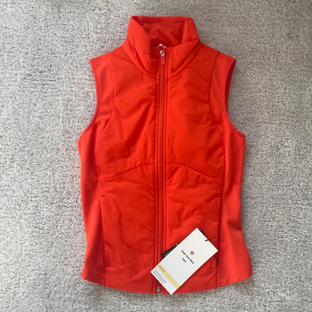 New with tags Lululemon push your pace running vest